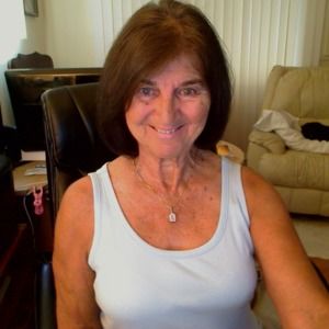 Meet your Posher, Carolyn faye